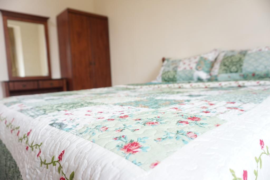 Warisan Indah Homestay near KLIA Сепанг Екстериор снимка